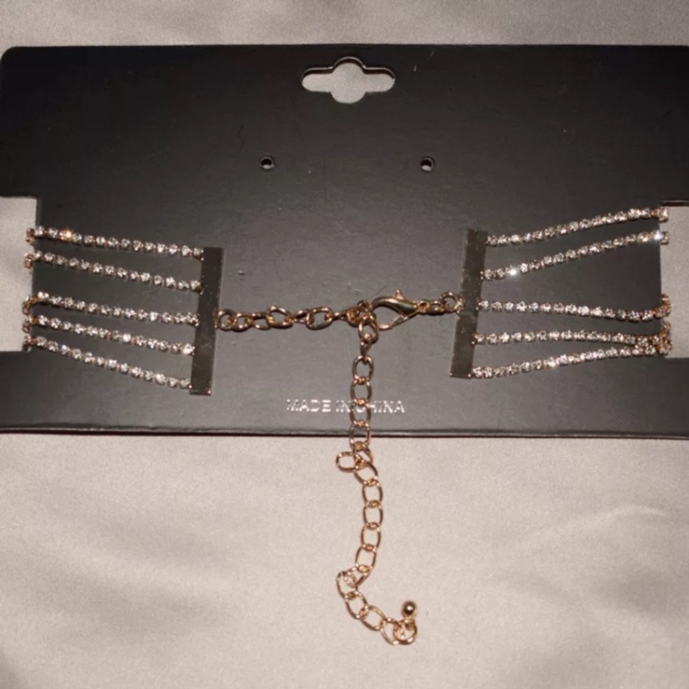 ⚜️[𝗡𝗪𝗧]⚜️$$$ Crystal Gold Big Word Choker NEW - Picture 3 of 9